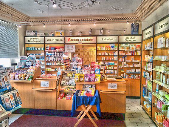 Apotheke innen